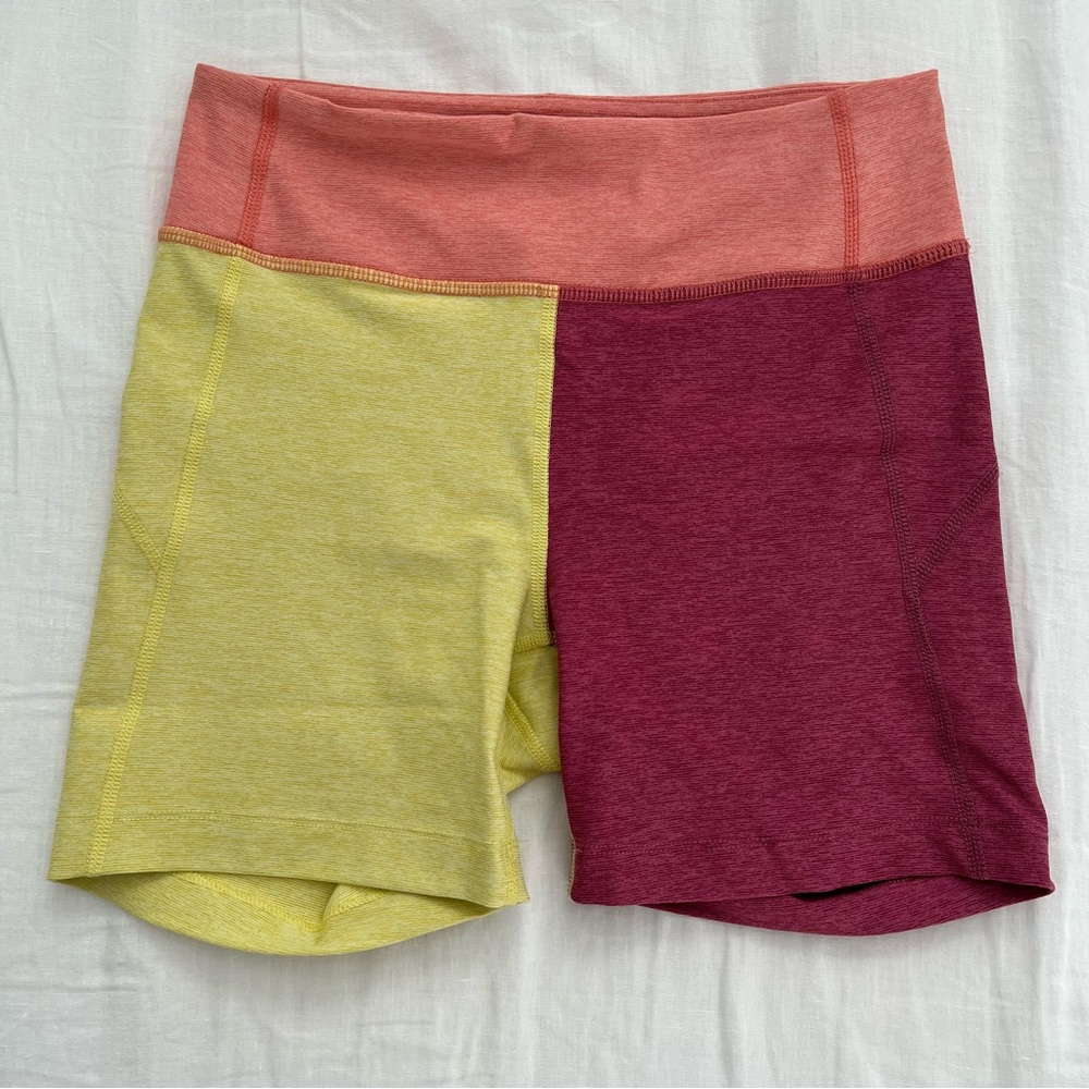 Outdoor Voices 5” Short